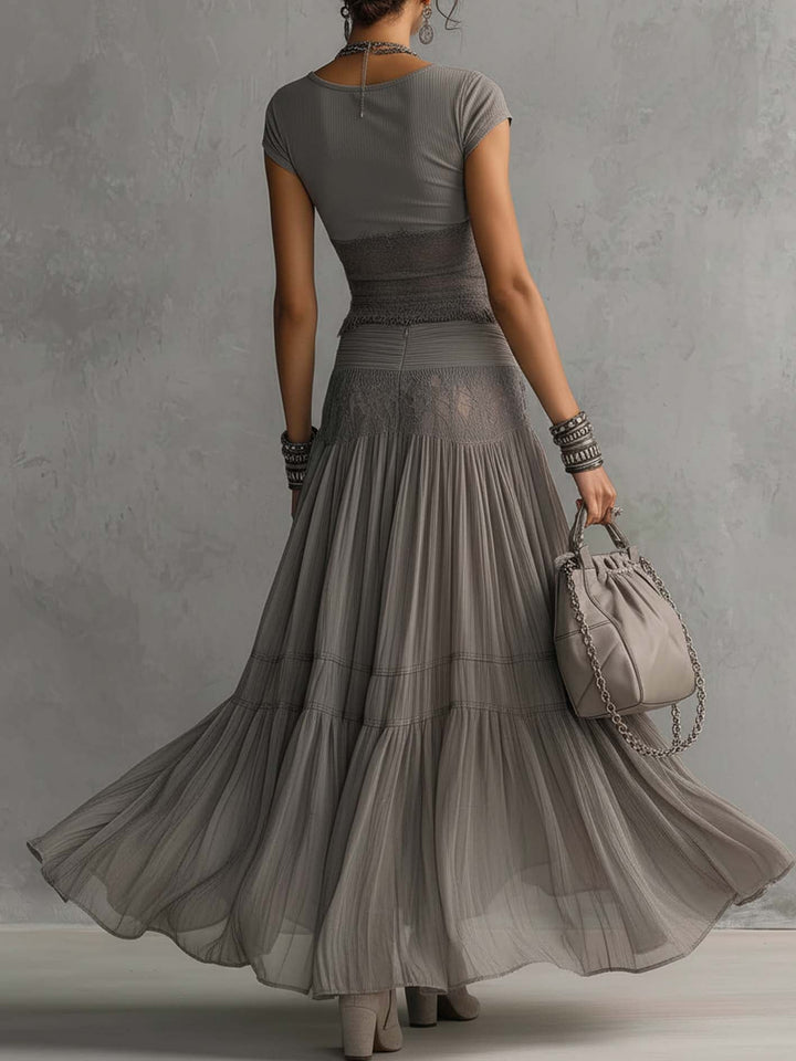 Completo Top in Pizzo Trasparente e Gonna Maxi Plissettata Grigia