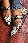 BALLET FLATS PUNTIAGUDOS CON CORREAS DE ESTAMPADO DE LEOPARDO