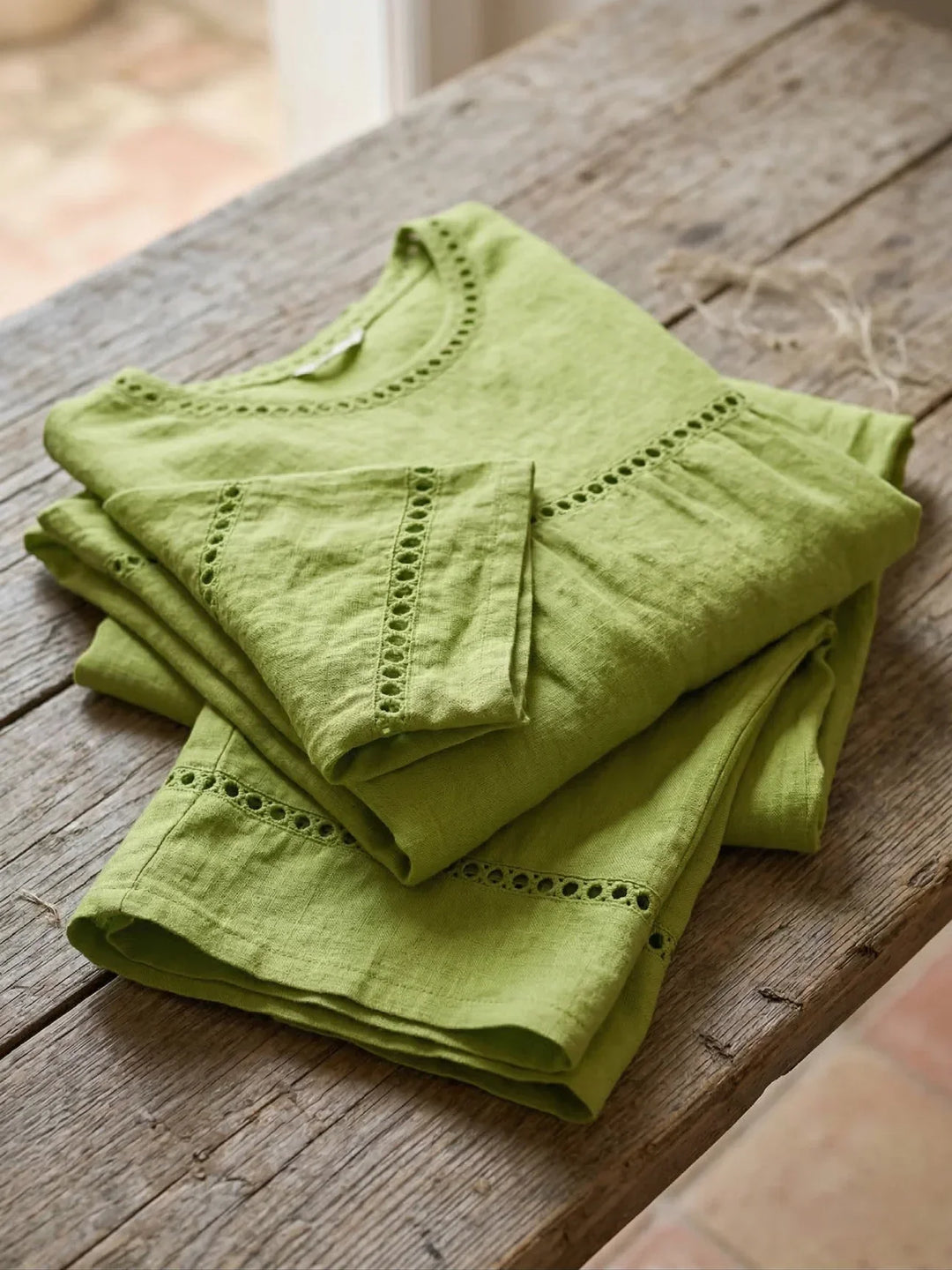 Marielle | Conjunto de Dos Piezas de Lino Suave con Detalle de Encaje