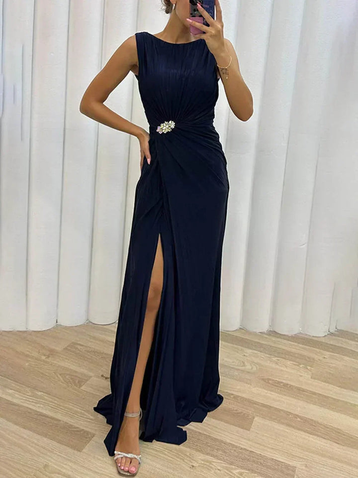 Kendra - Vestido Maxi Dividido Atemporal y Elegante