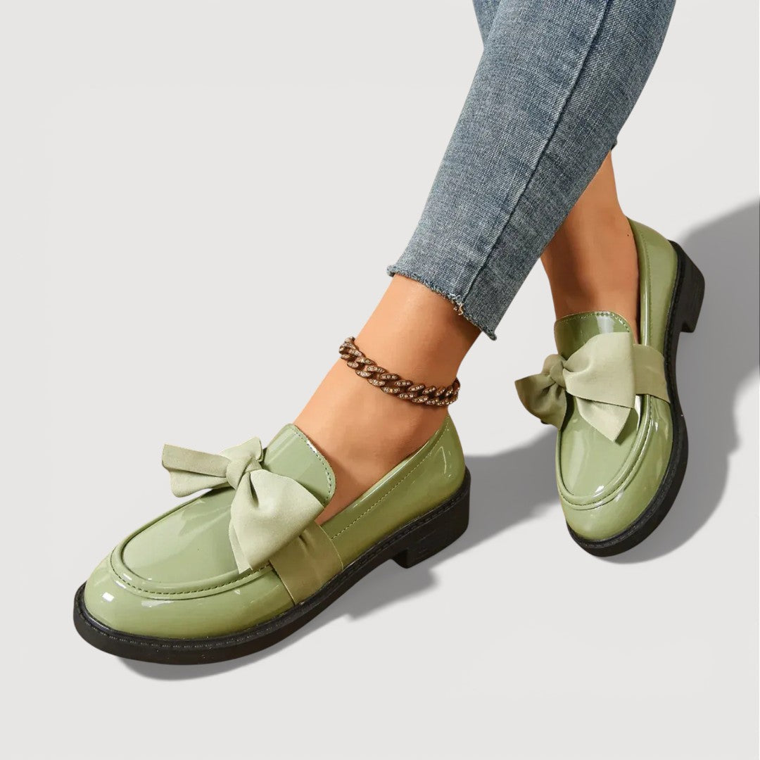 MAERYL – MOCASINES CON DETALLE DE LAZO