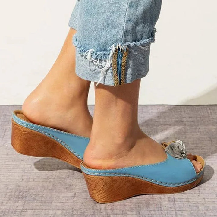 Lily™ - Sandalias ortopédicas con correa de flor