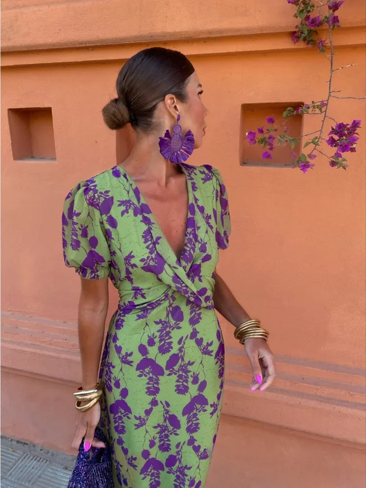 Lucinda - Vestido Floral Plisado Boho con Escote en V