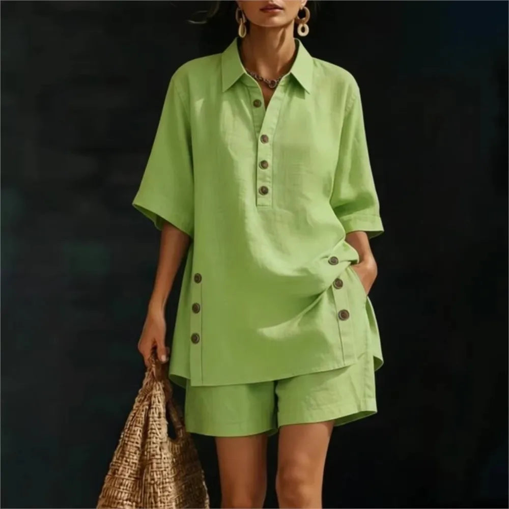 Solena | Camisa de manga corta con cuello de solapa y pantalones con bolsillos laterales