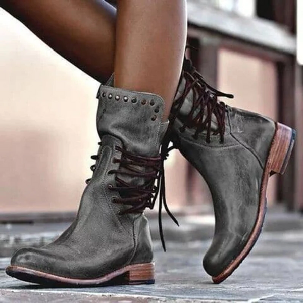 La Bota Ramona con Cordones
