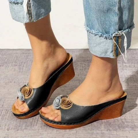 Lily™ - Sandalias ortopédicas con correa de flor